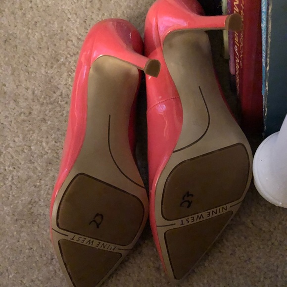 Nine West Heels - Picture 2 of 7